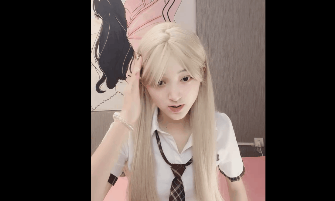 [高颜值]04年极品尤物美少女！被胖大叔玩穴 鸡巴太短不尽兴只能玩玩具