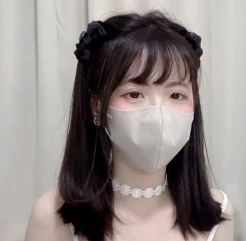 这么可爱的女孩子，送给兄弟们当老婆吧