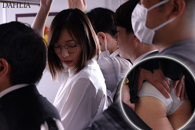 DLDSS-384 地味OLの私は潮を吹かされる淫らな指マンにハマりました。 峰玲子 パンティと写真付き-第3张图片-萌站