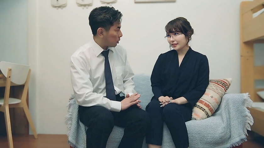 DHT-1126 【若妻くるみさん(仮名)】入学説明会帰りの若妻をナンパ！ムスコさんが合格できるか出来ないかは貴女の身体次第で