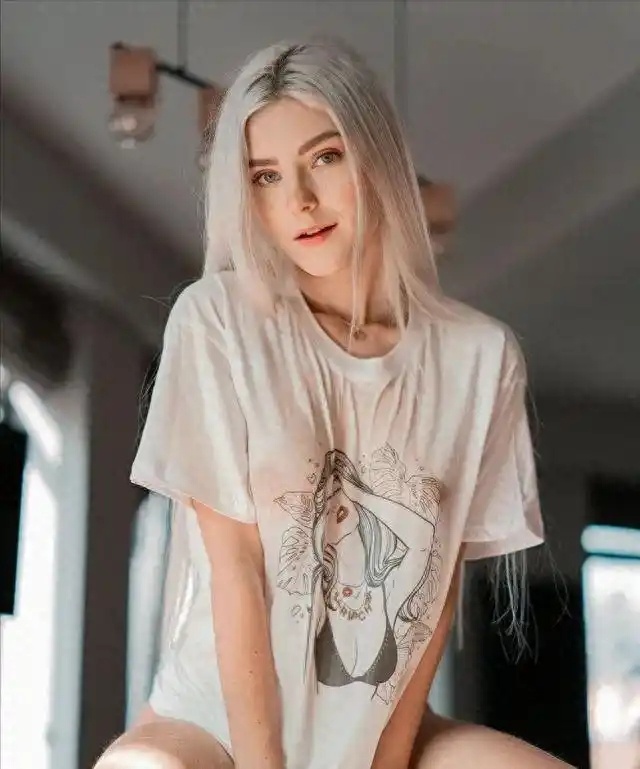 Eva Elfie 超美的毛妹明星-第2张图片-萌站