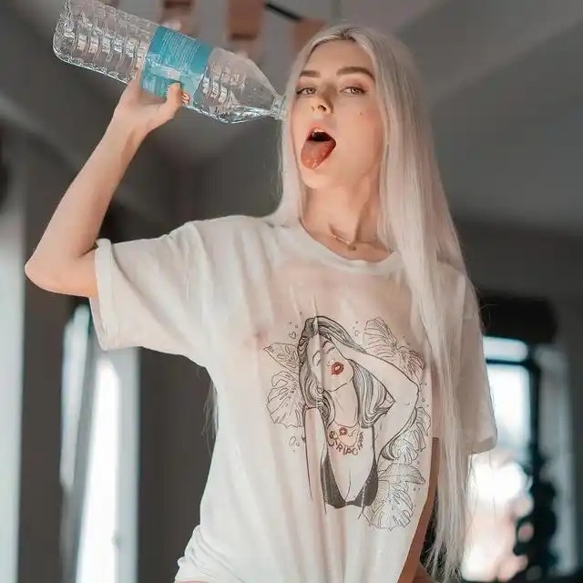 Eva Elfie 超美的毛妹明星-第10张图片-萌站