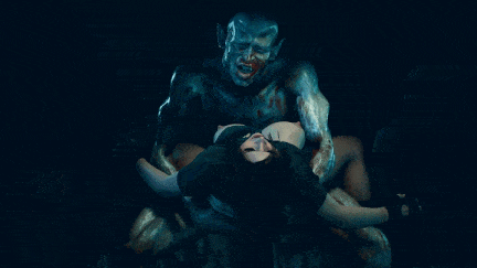 Love Wolf 怪物强奸Spelunking Lara Croft