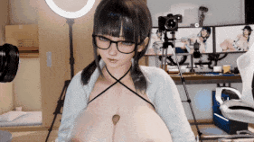 【4K/无修/无水印】【巨乳 黑丝 白丝 兔女郎 乳交 手交 吸乳 喷射 后入 爆操 爆射 中出】新作-[YeYeBirdie] I made my girlfriend love NTR EP02 -第5张图片-萌站