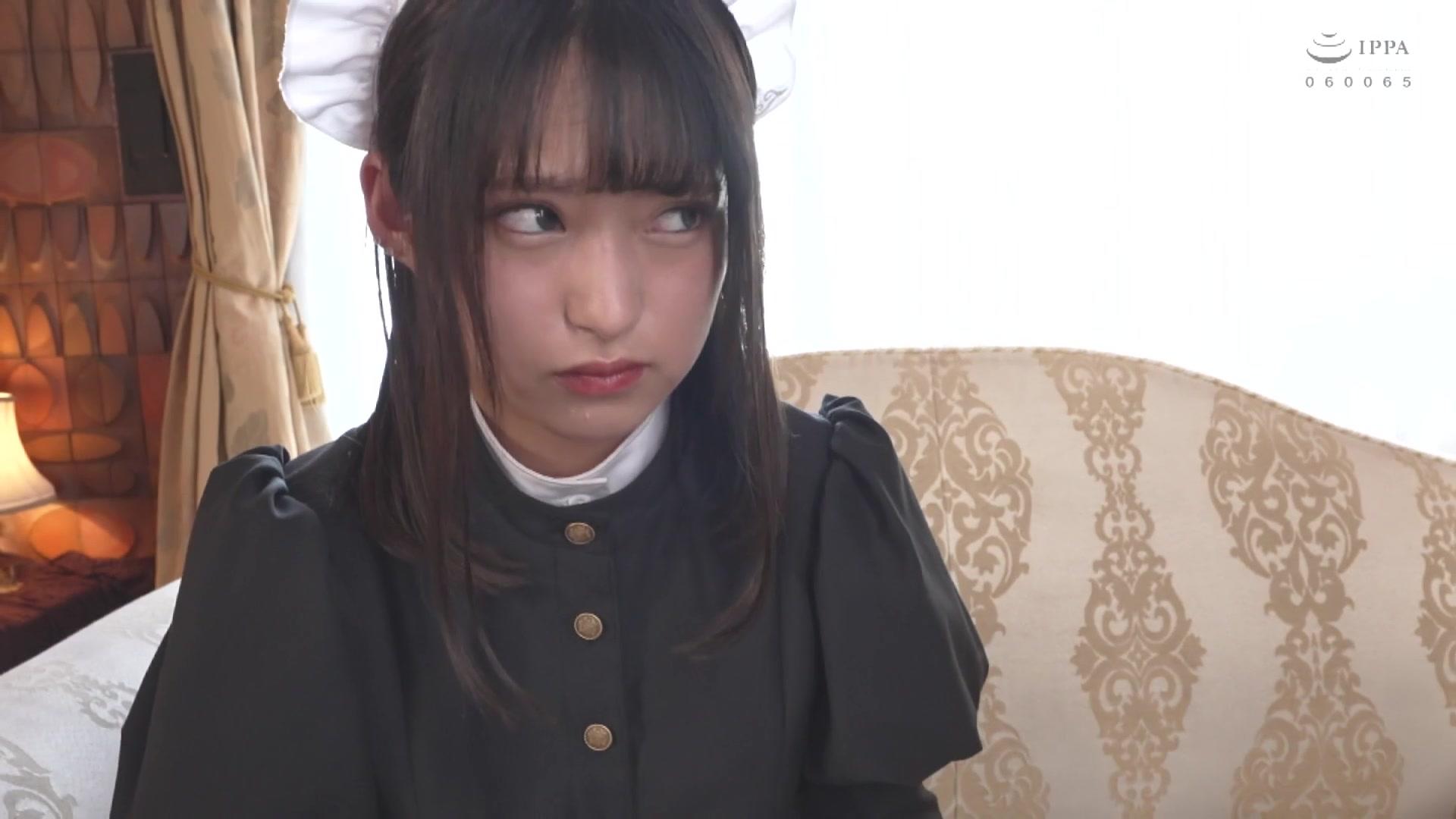 日本女优被胁迫 身穿女仆装被猥琐油腻大叔狠狠爆炒猥亵 一脸嫌弃但又不得不做-第21张图片-萌站