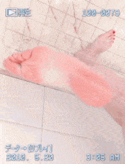 424.福利姬-Lulalebitch，喜欢自己舔自己的玉足作品合集（145P 51V）212M。-第1张图片-萌站