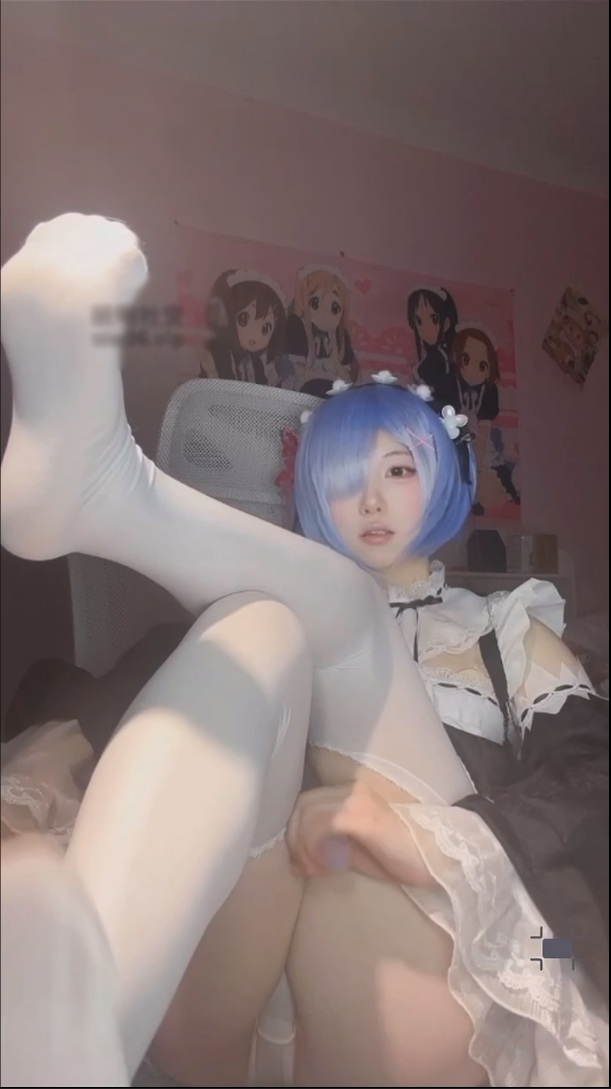 玩物直播极品幼斯葱酱-从零开始的异世界 蕾姆 女仆装【1V】【219MB】-第2张图片-萌站