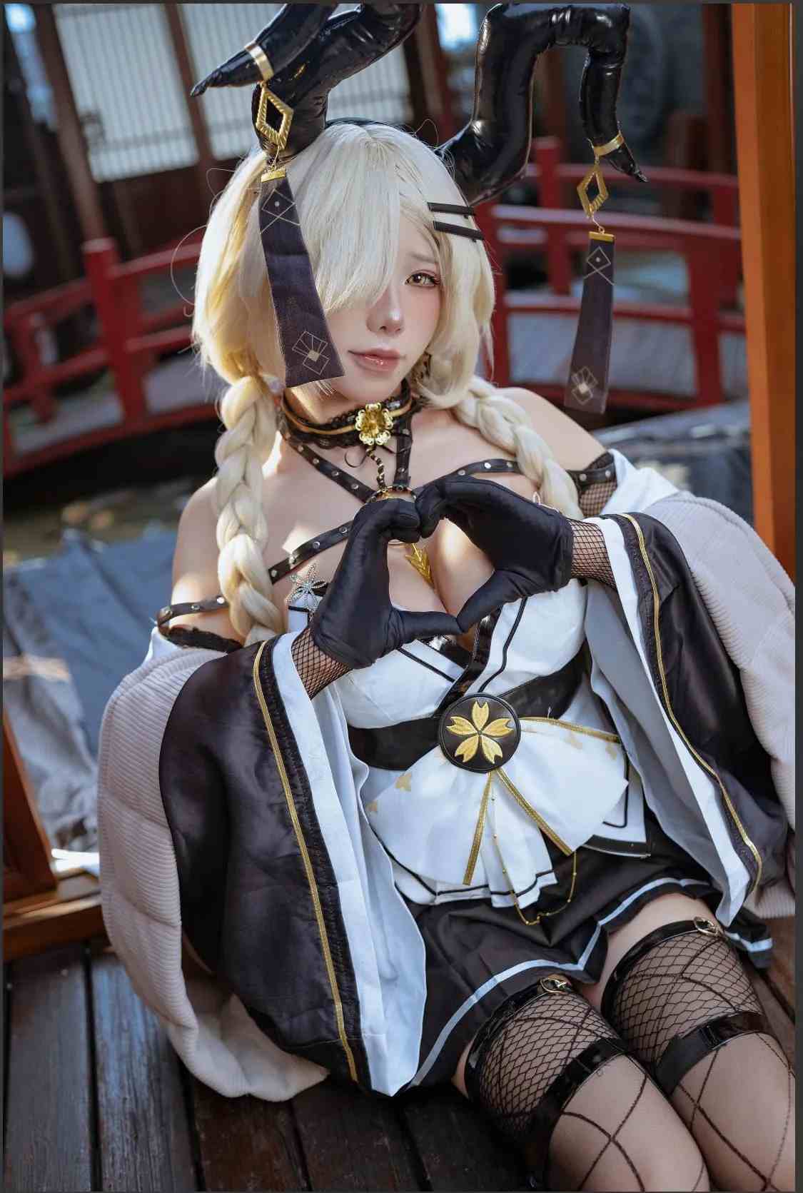 【COSPLAY】黏黏团子兔 – (咬一口兔娘) 25年03月 须臾望月抄 尾张 [121P]【1.6G】-第2张图片-萌站