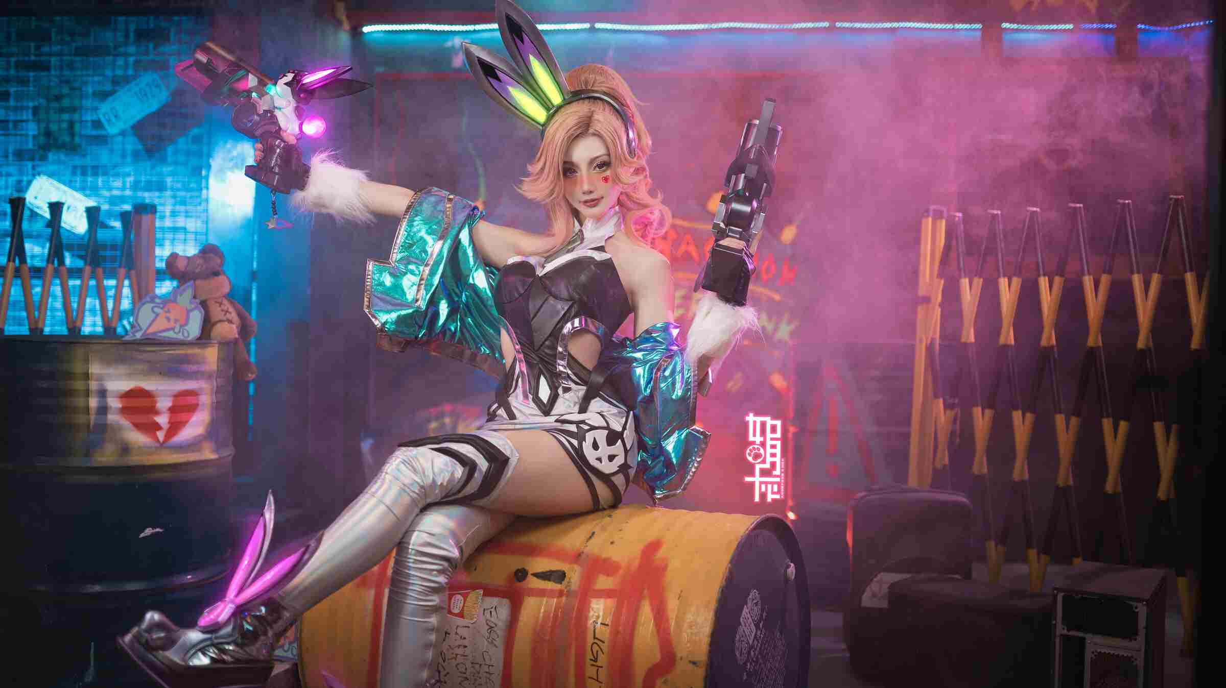 如月灰  英雄联盟 幻灵女枪 厄运小姐 COS 17P（素的 给大家白嫖）
