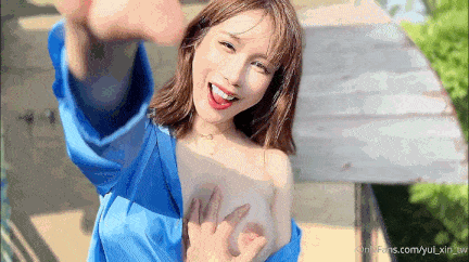 [AV]视=5【超极品女神】绝美翘乳梦幻女神【辛尤里】剧情新作【无码野外露出长片+奶泡+露台做爱+21分钟】高清1080P原版-第3张图片-萌站
