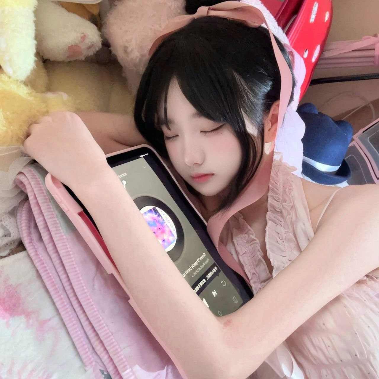 音乐学院19岁嫩妹小萝莉 白嫩小穴 白嫩奶子 诱人的反差小母狗-第2张图片-萌站