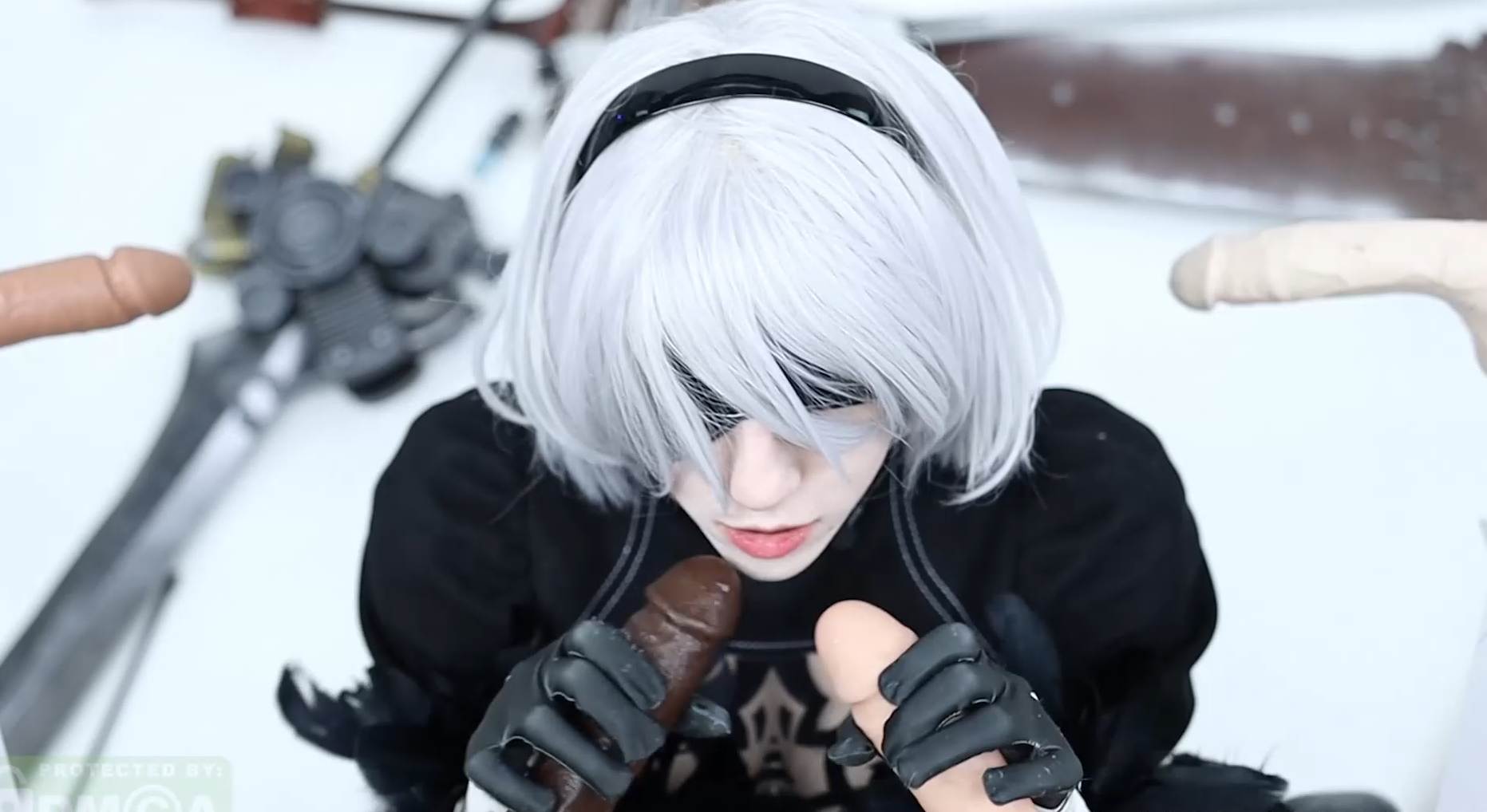 Lana Rain -  2B NieR Automata Factory Bondage+2B Uses Her Body To Rescue-第4张图片-萌站