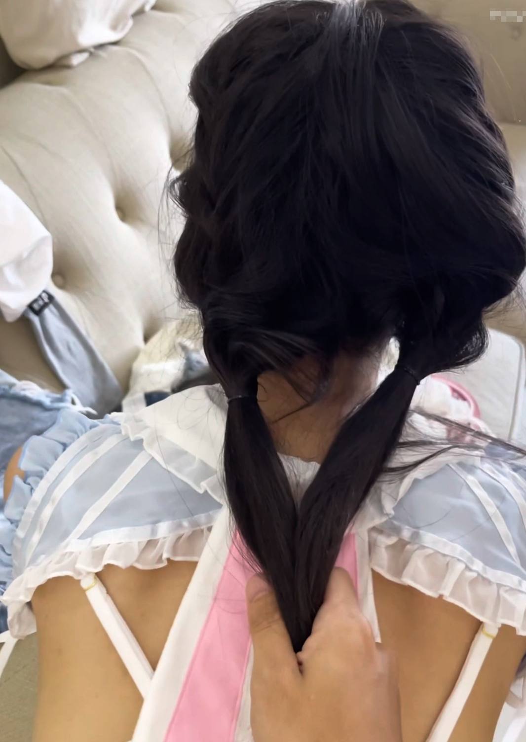百万粉丝网红职业汉服模特 焕儿 清纯靓丽下反差婊母狗 自慰露出浪的一逼 金主爆肏内射 15P+41V-第4张图片-萌站