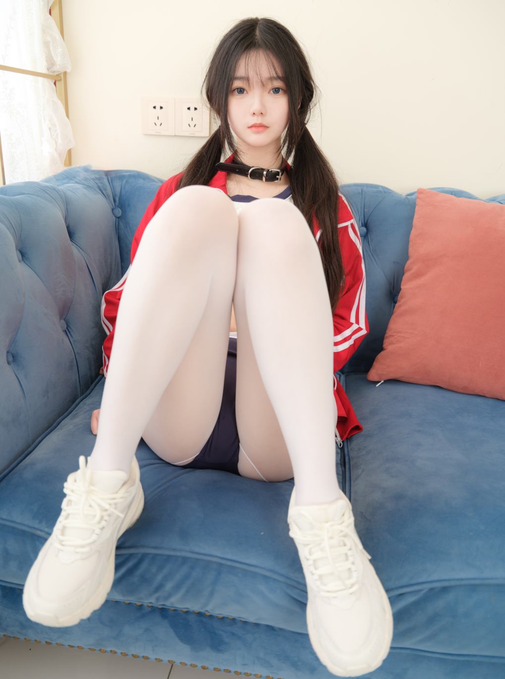 极品美少女稀缺VIP万元私拍定制 高校体操服 阳具抽插蜜穴 美鲍嫩到不行 顶级画质 8K起步 80P-第8张图片-萌站