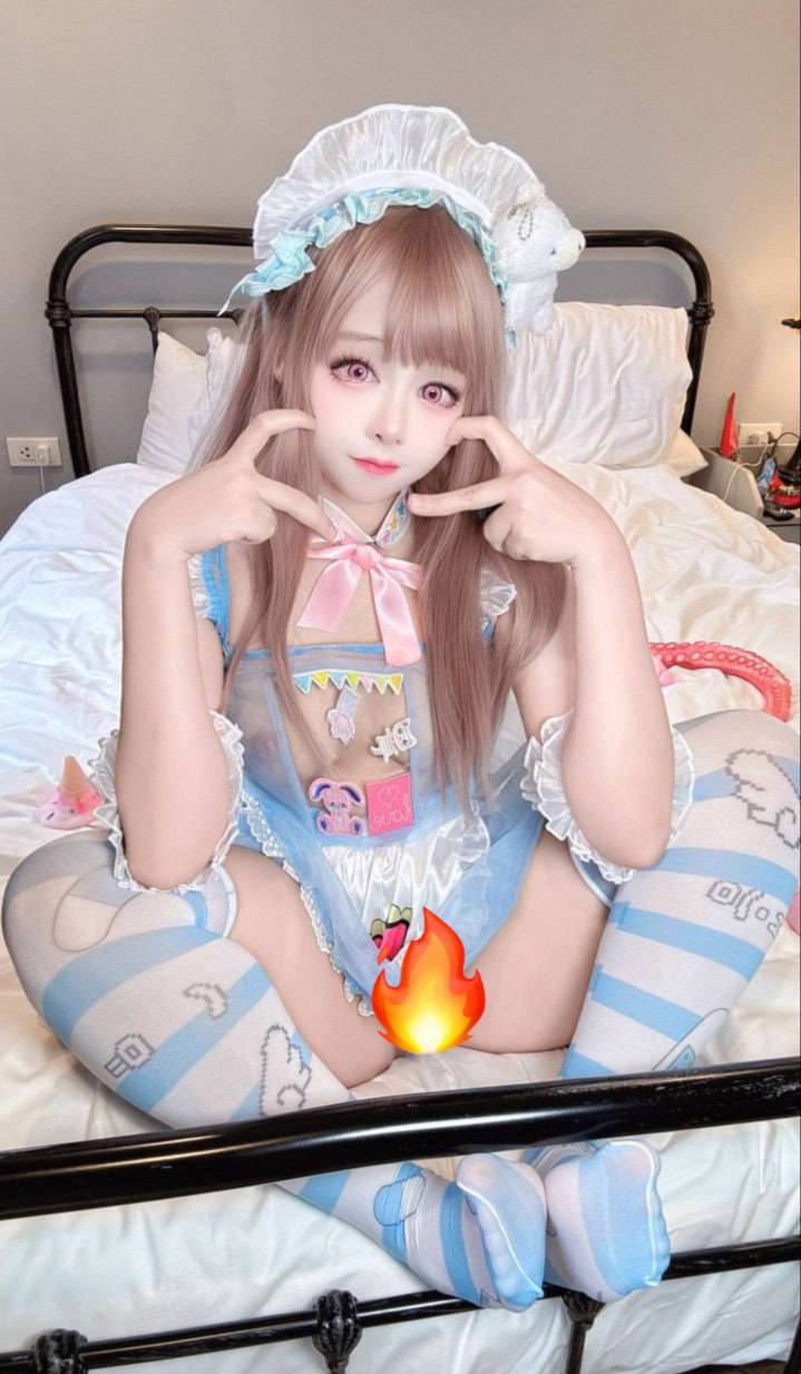 推特美女福利姬 白嫩诱人小萝莉  洛丽塔可爱嫩妹自慰 极品反差母狗VC6-第2张图片-萌站