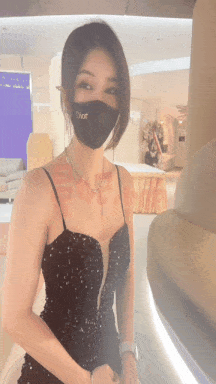 视=42【COS视频步兵】曼妃小雨 – 新作 29分钟 剧情定制 偶遇粉丝的遭遇 [6V]【1.02G】-第6张图片-萌站