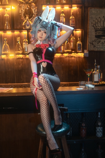 视=38【COSPLAY视频】[幼水铃衣]兔子洞[80P-1V]【4.4G】