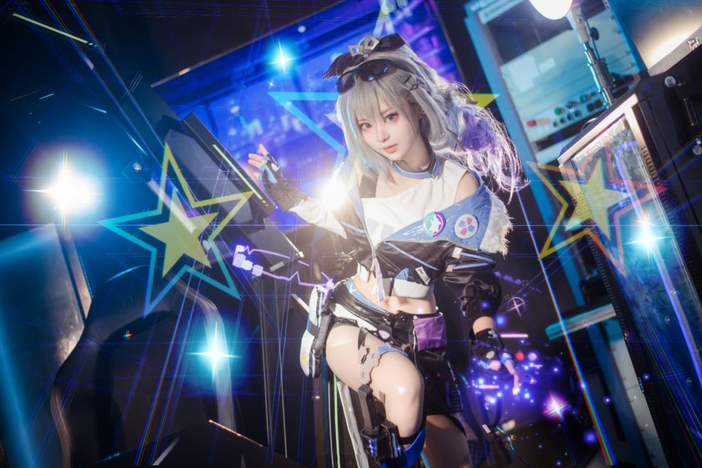 视=41【COSPLAY小合集】[花柒Hana]套图36-39 符玄流萤银狼飞鸟马时[64P]【900M】-第3张图片-萌站