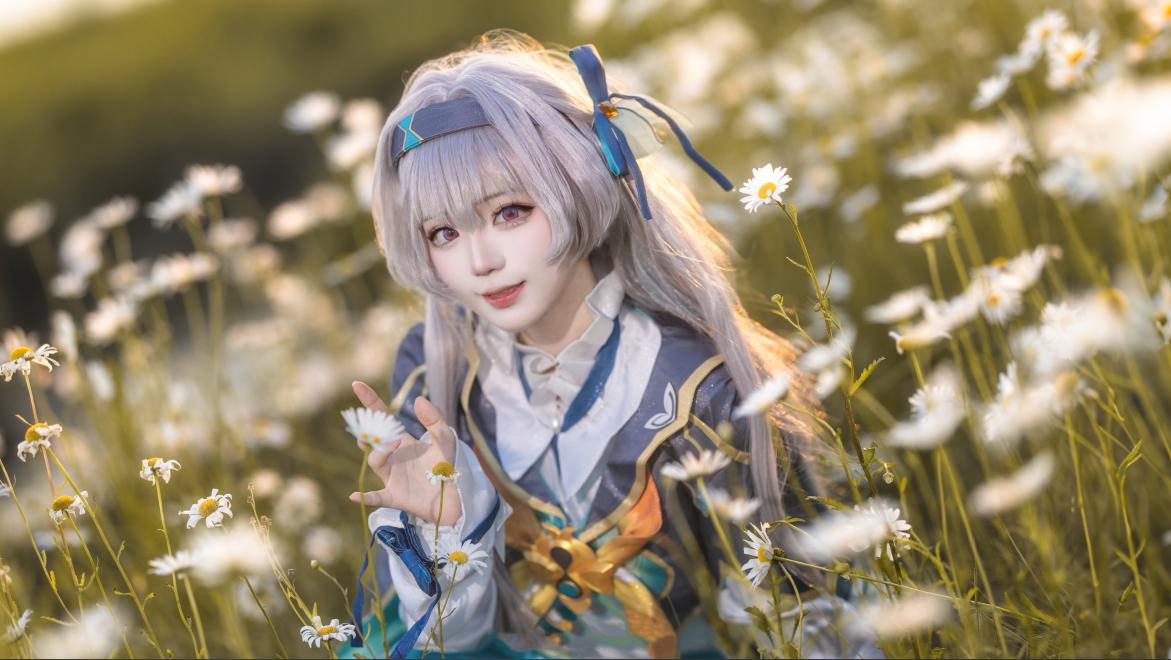 视=41【COSPLAY小合集】[花柒Hana]套图36-39 符玄流萤银狼飞鸟马时[64P]【900M】-第8张图片-萌站