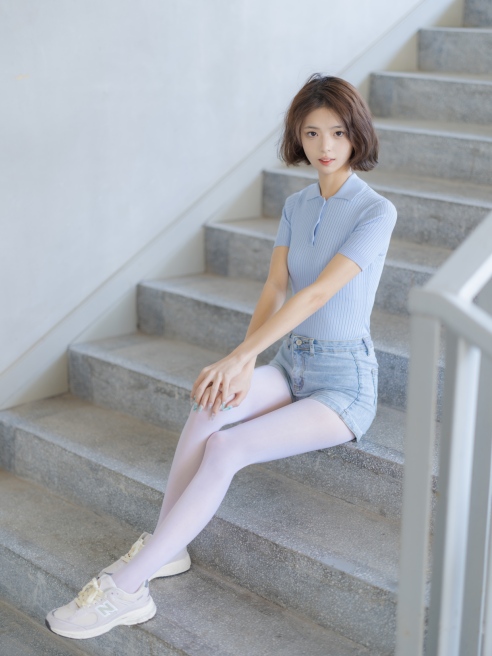 视=26【丝足控福利】森萝财团 媛媛-001-15D超薄白丝[59P1V-3.20GB]-第7张图片-萌站
