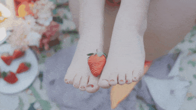 视=35【COSPLAY带视频】玉汇 – 2025年5月Patreon奖励 – 太太的春游计划 [131P 2V]【1.23G】-第2张图片-萌站