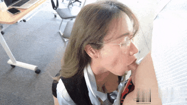 38【COS视频步兵带剧情】PH福利姬：naomiii 肉丝OL肥臀秘书 [1v]-第5张图片-萌站