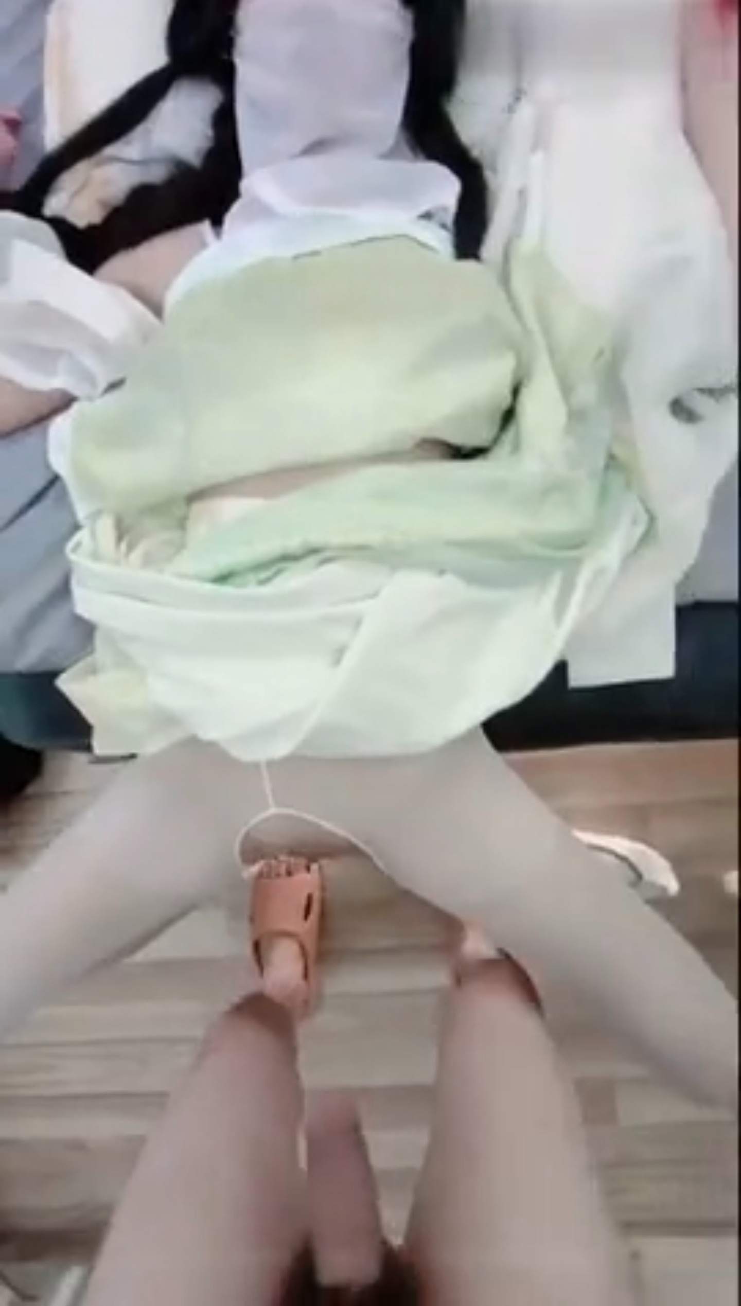 真实内射白丝汉服少女