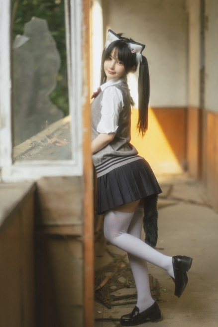 7【COSPLAY】桜井宁宁 –  废墟jk[74P]-第2张图片-萌站