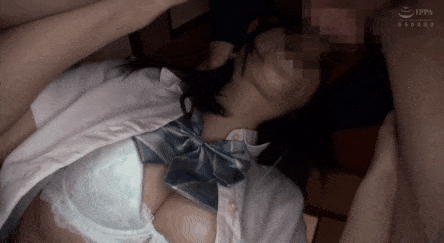 [AV强制中出]天真的女孩强行深喉到和嘴巴欲望兴奋被强奸，用湿漉漉的阴户挑逗自己1.47G-第13张图片-萌站