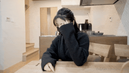 [娜娜nana_taipei]OL女员工 1.91G-第2张图片-萌站