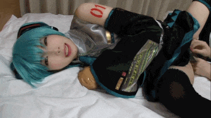 16【COSPLAY】初音未来COS作品  全程美颜滤镜【5.9G】1小时58分钟-第4张图片-萌站