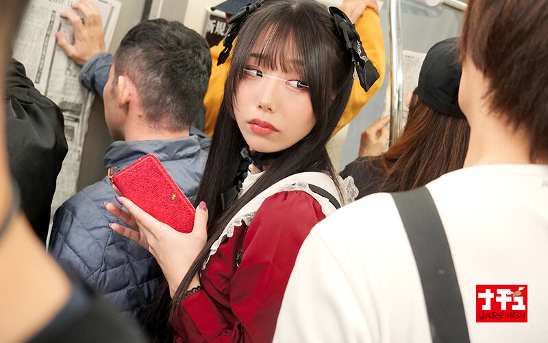 アヘ顔するまでイキ潰す地雷系女子中出し羞恥3 足立めるさんの紙パンティとチェキ付き-第15张图片-萌站