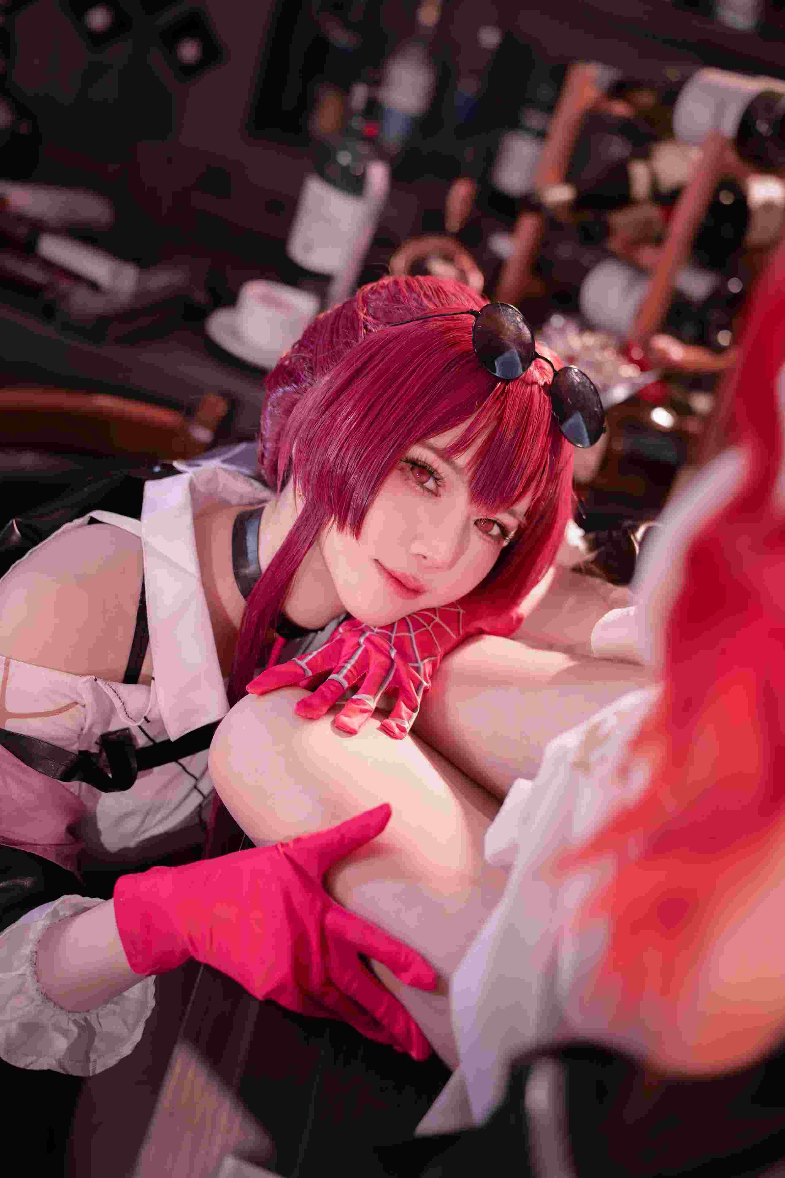 Sally Dorasnow - Kafka 卡芙卡cos 21P 免费 白嫖-第2张图片-萌站