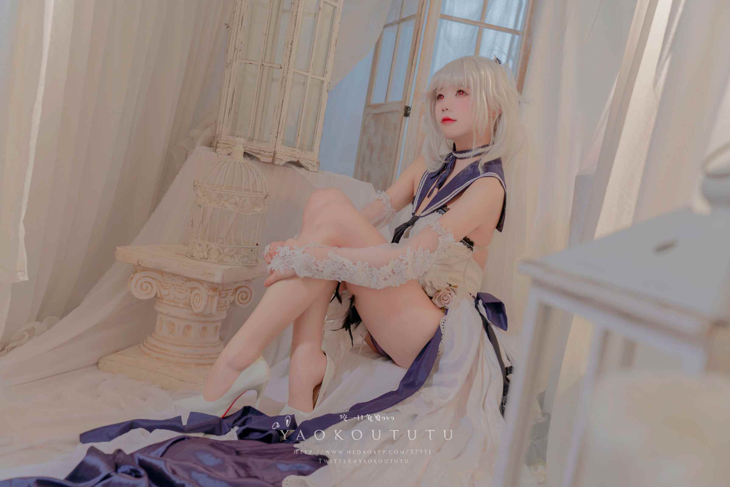 咬一口兔娘ovo 梳妆的大小姐-可畏 57P