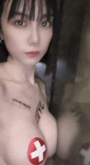高颜女神 蜜汁糖主 超级大奶白虎自慰，金主爸爸线下啪啪 [47v56p+1.1g]