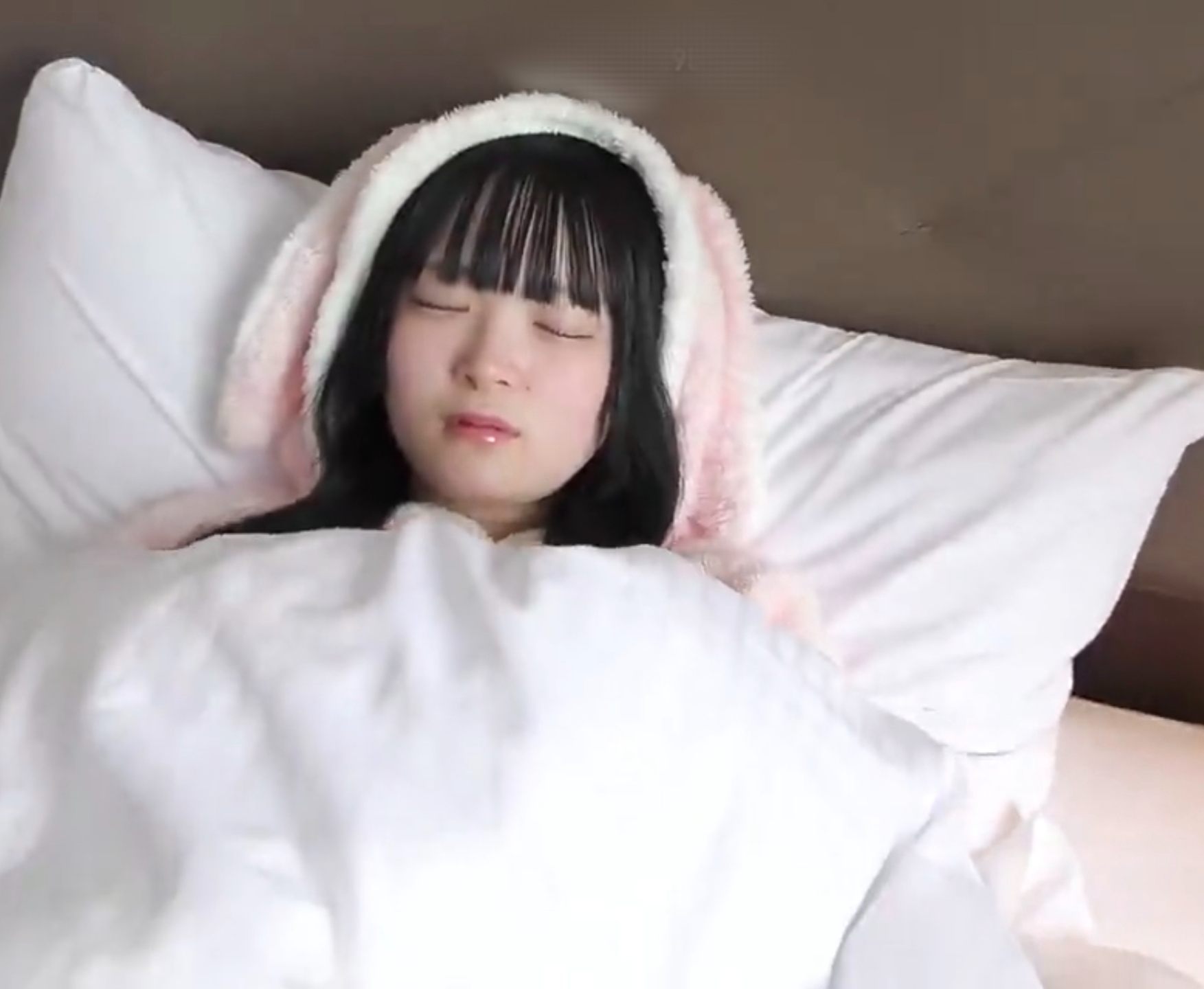 后入兔耳睡衣妹妹