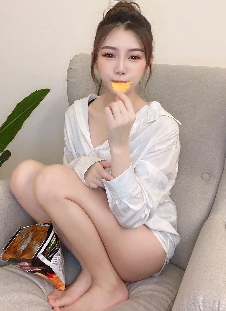 多人在找的极品诱人第一视角美女御姐主动骑乘视频 [2v15p+575m]-第3张图片-萌站