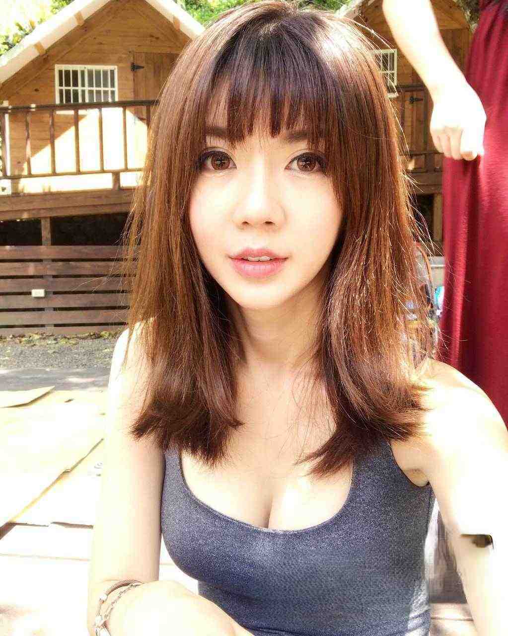 高颜值极品人妻Qbee 张比比 出轨情人不雅视频曝光 颜值身材双在线尤物 AV棒调教！-第4张图片-萌站