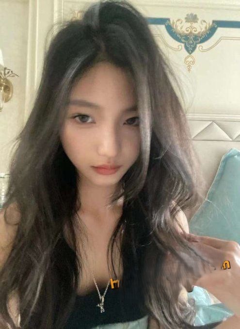 浙江传媒学院婷婷 网恋约炮视频流出 五一假期背着男友偷腥 五天十多次疯狂做爱！-第2张图片-萌站