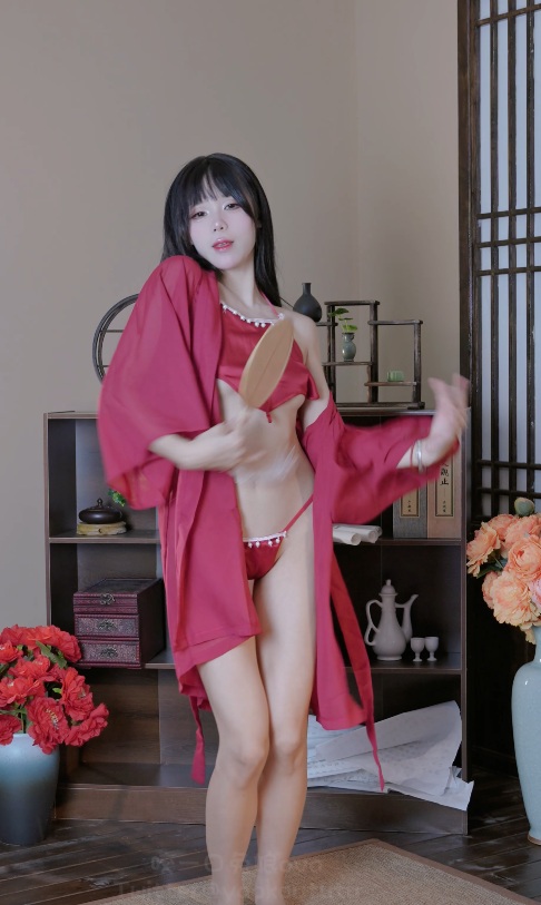 098 - 咬一口兔娘(黏黏团子兔)-盒岛2000目标奖励『芒种』[1V]-第3张图片-萌站