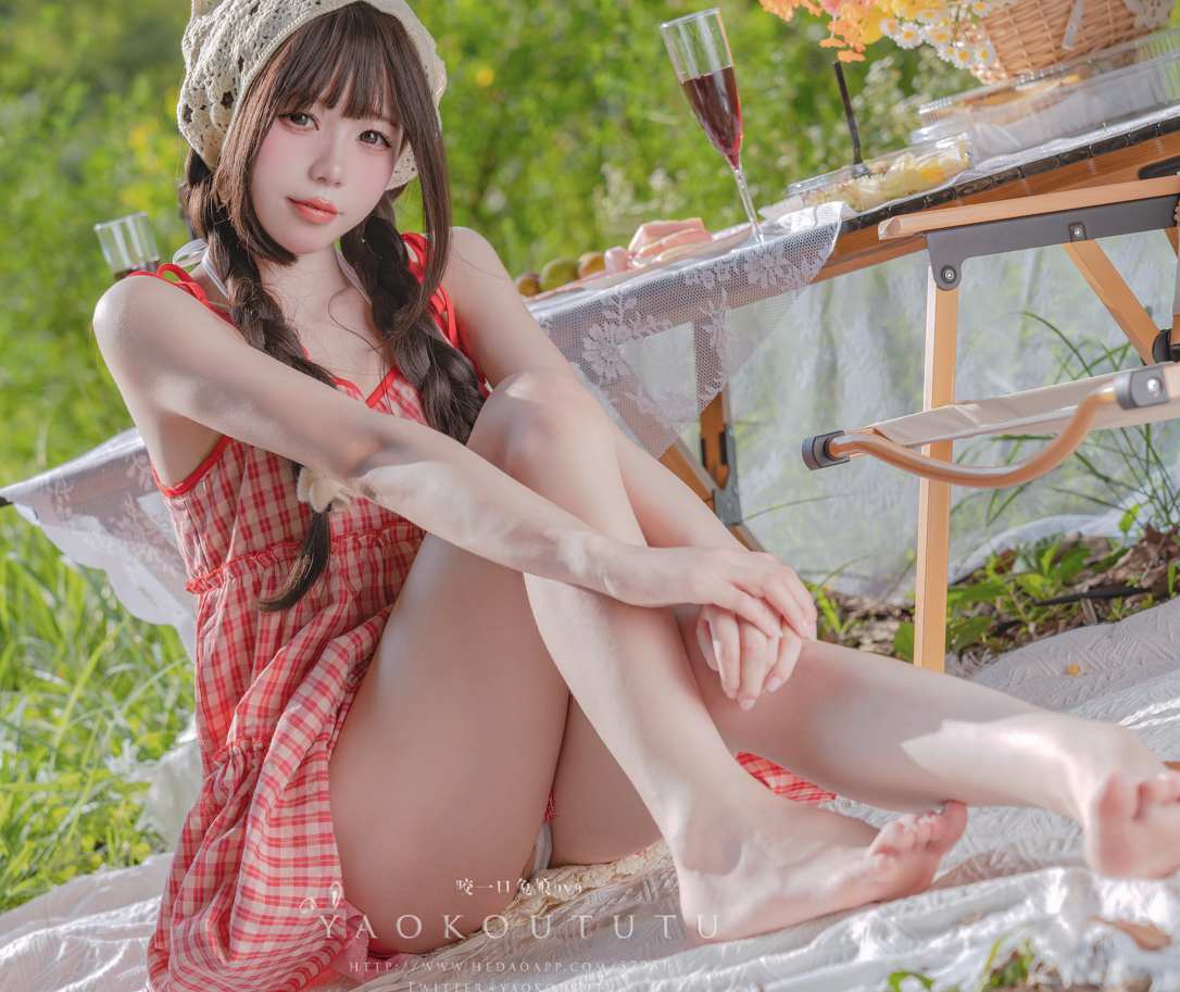 110 – 咬一口兔娘(黏黏团子兔)-『绿野茶会』Lovesick girls[69P1V]-第2张图片-萌站