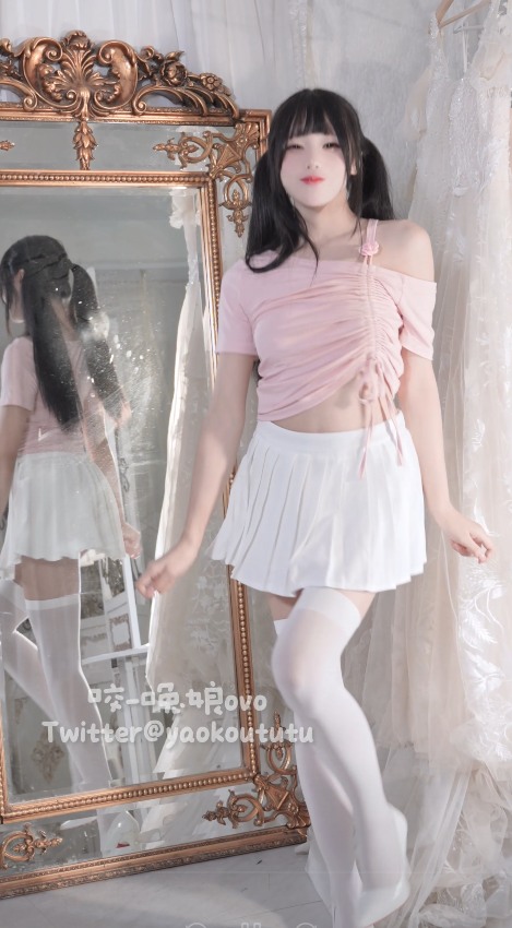 128 – 咬一口兔娘(黏黏团子兔)-恋爱告急[1V]