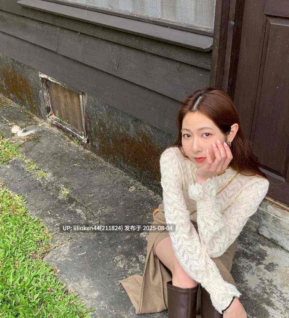 四川成都锦城学院02年清纯女神王雨萱约炮富二代 女上骑乘极品身材视频泄密!-第3张图片-萌站 四川成都锦城学院02年清纯女神王雨萱约炮富二代 女上骑乘极品身材视频泄密!-第3张图片-萌站