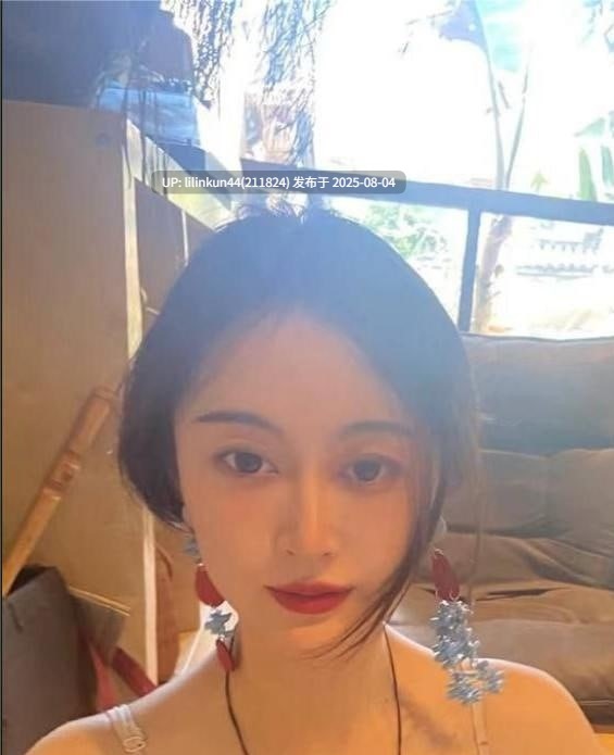 河北艺术职业学院女学生 王丽莎 不雅视频曝光流出 吃鸡熟练度像吃出了棒棒糖一样的感觉-第2张图片-萌站 河北艺术职业学院女学生 王丽莎 不雅视频曝光流出 吃鸡熟练度像吃出了棒棒糖一样的感觉-第2张图片-萌站