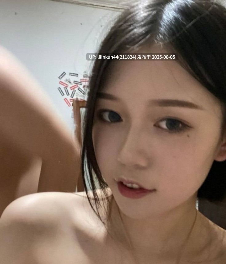 哈尔滨医科大学 气质女大学生 宁佳 私拍视频流出 极品反差婊戴着眼镜吃鸡吧好骚啊-第2张图片-萌站 哈尔滨医科大学 气质女大学生 宁佳 私拍视频流出 极品反差婊戴着眼镜吃鸡吧好骚啊-第2张图片-萌站