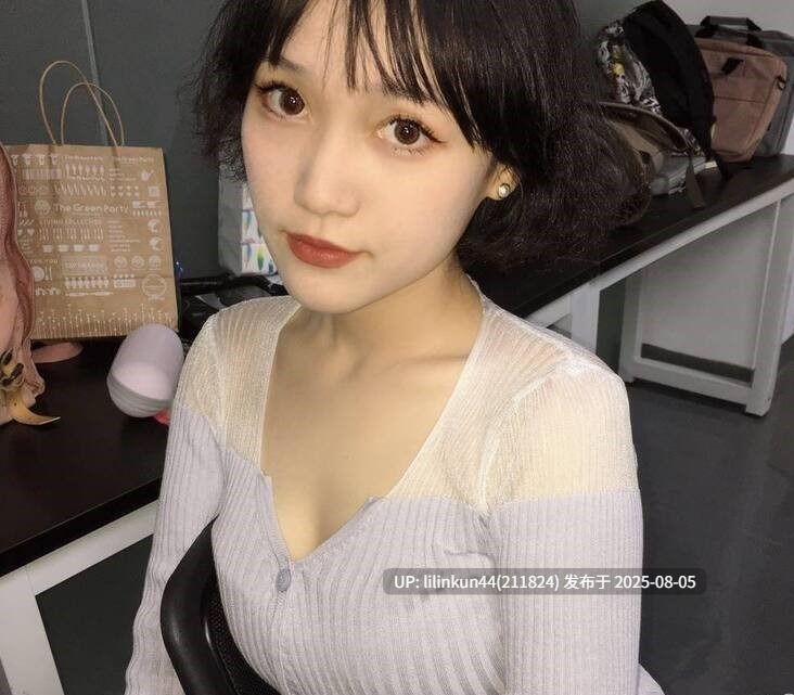 哈尔滨医科大学 气质女大学生 宁佳 私拍视频流出 极品反差婊戴着眼镜吃鸡吧好骚啊-第3张图片-萌站 哈尔滨医科大学 气质女大学生 宁佳 私拍视频流出 极品反差婊戴着眼镜吃鸡吧好骚啊-第3张图片-萌站