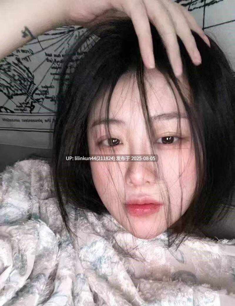 瓜友投稿曝光 深圳大学刚毕业的湖南女菩萨 喜欢约炮不收费 骚逼纯碎为了满足性需求！