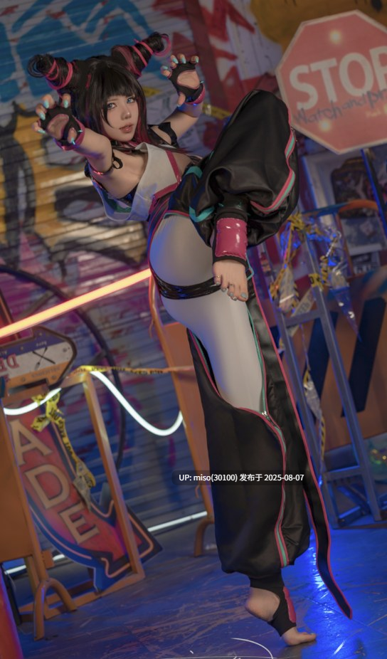 176 – 咬一口兔娘(黏黏团子兔)-咬人小小兔 五月作品『街霸-韩蛛俐』 [81P1V]-第3张图片-萌站