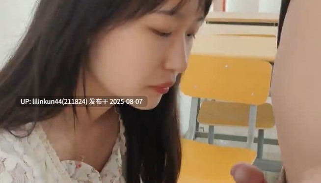 美若天仙不如床上疯癫 高颜值小情侣酒店床戏大战 牙套妹的激情只有试过才知道，草到半中妹子嫌插的太深，生气了，真可爱