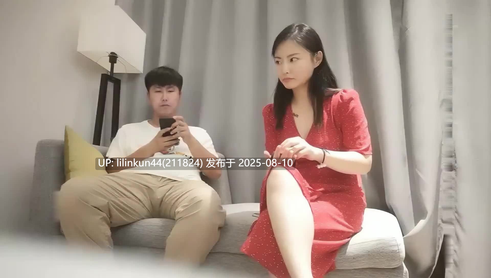 约了个红裙少妇啪啪，舌吻互舔调情深喉骑乘猛操